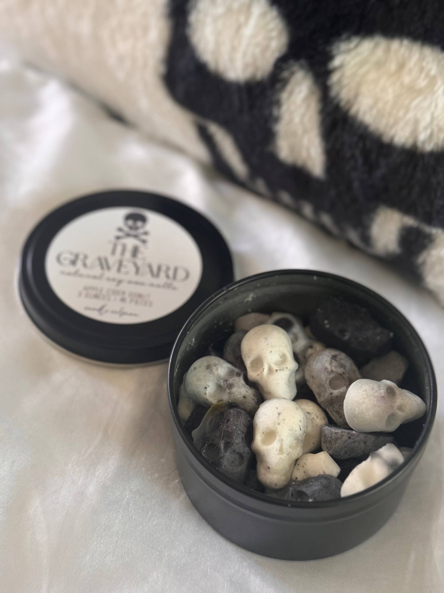 Skull Wax Melts - Natural Soy Fall Candles - 3oz Black Tin: Apple Cider Donut