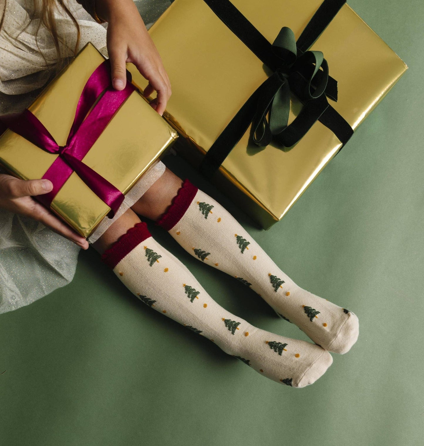 Tree Farm Scalloped Knee Socks: 7-10 YEARS