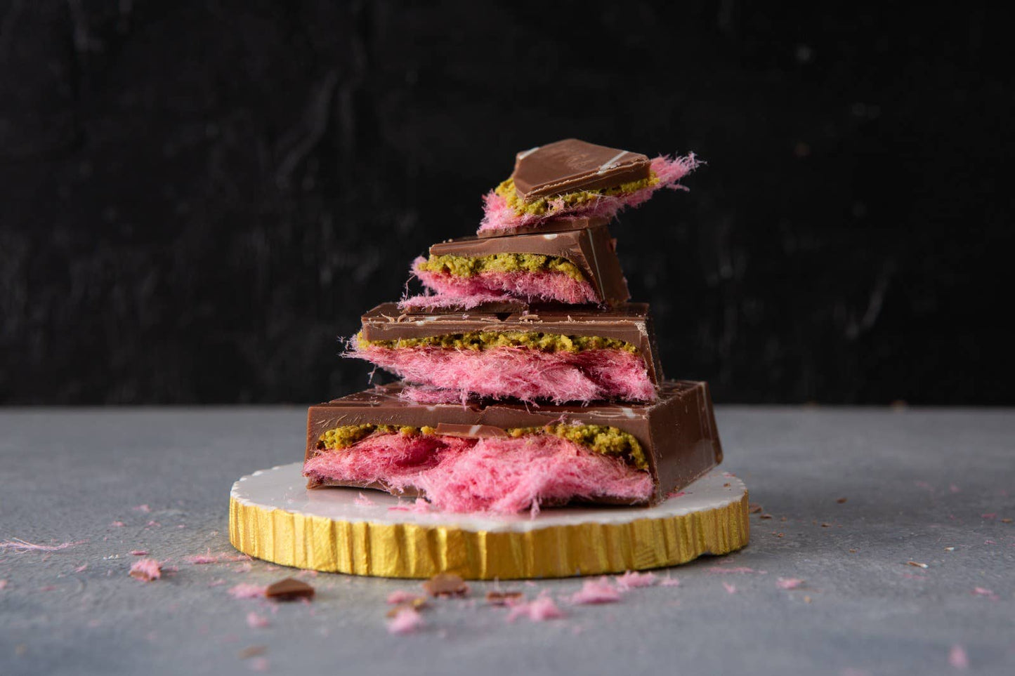 VIRAL DUBAI ANGEL HAIR CHOCOLATE BAR - PINK COTTON+PISTACHIO