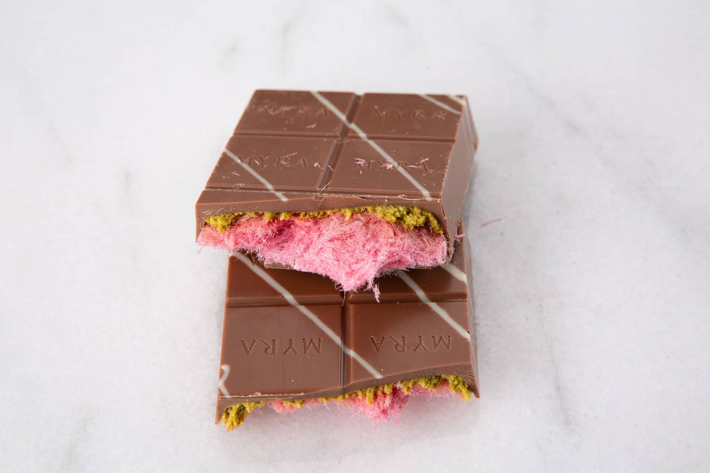 VIRAL DUBAI ANGEL HAIR CHOCOLATE BAR - PINK COTTON+PISTACHIO