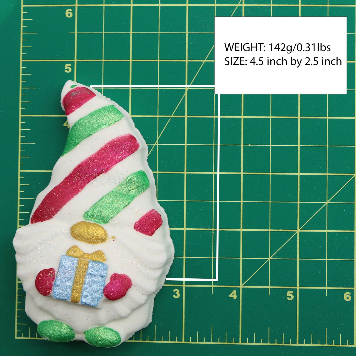 Christmas - Gnome with Present