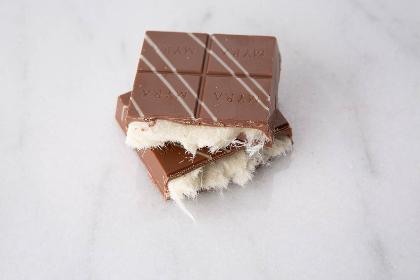 VIRAL ANGEL HAIR CHOCOLATE BAR (COTTON CANDY)