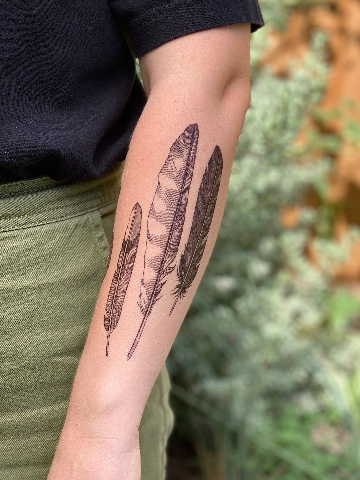 Feather Finds Temporary Tattoo: 1-Pack