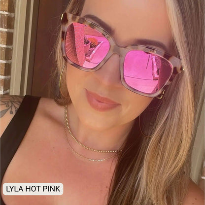 Lyla - Polarized Medium Cat Eye Sunglasses: Black
