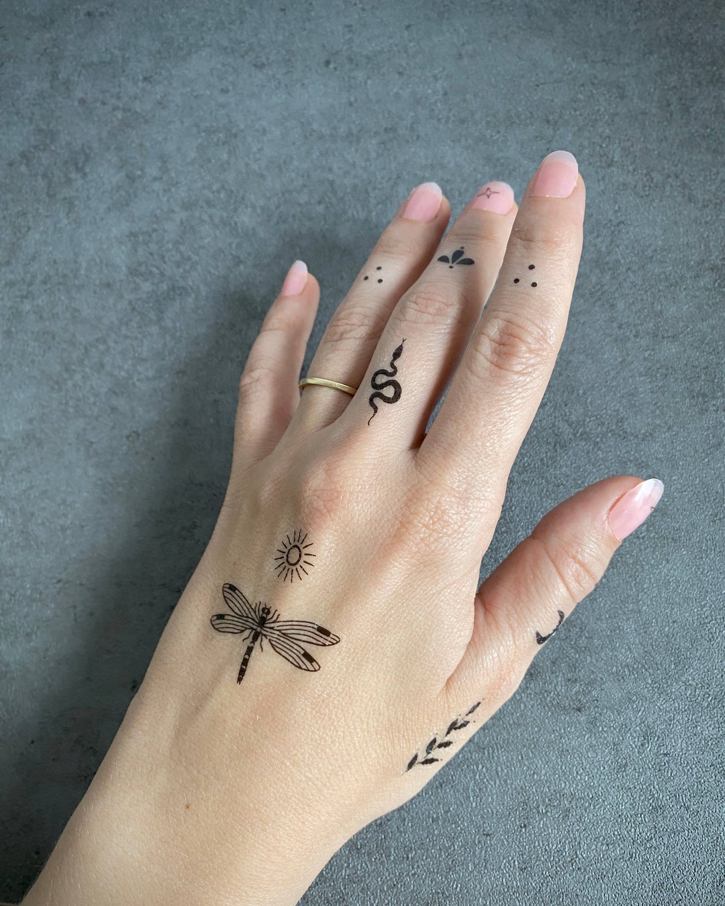 Tiny Wonders Temporary Tattoo Set: 1-Pack