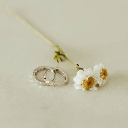 Sydney Hammered Hoops: Silver / Small (10mm)