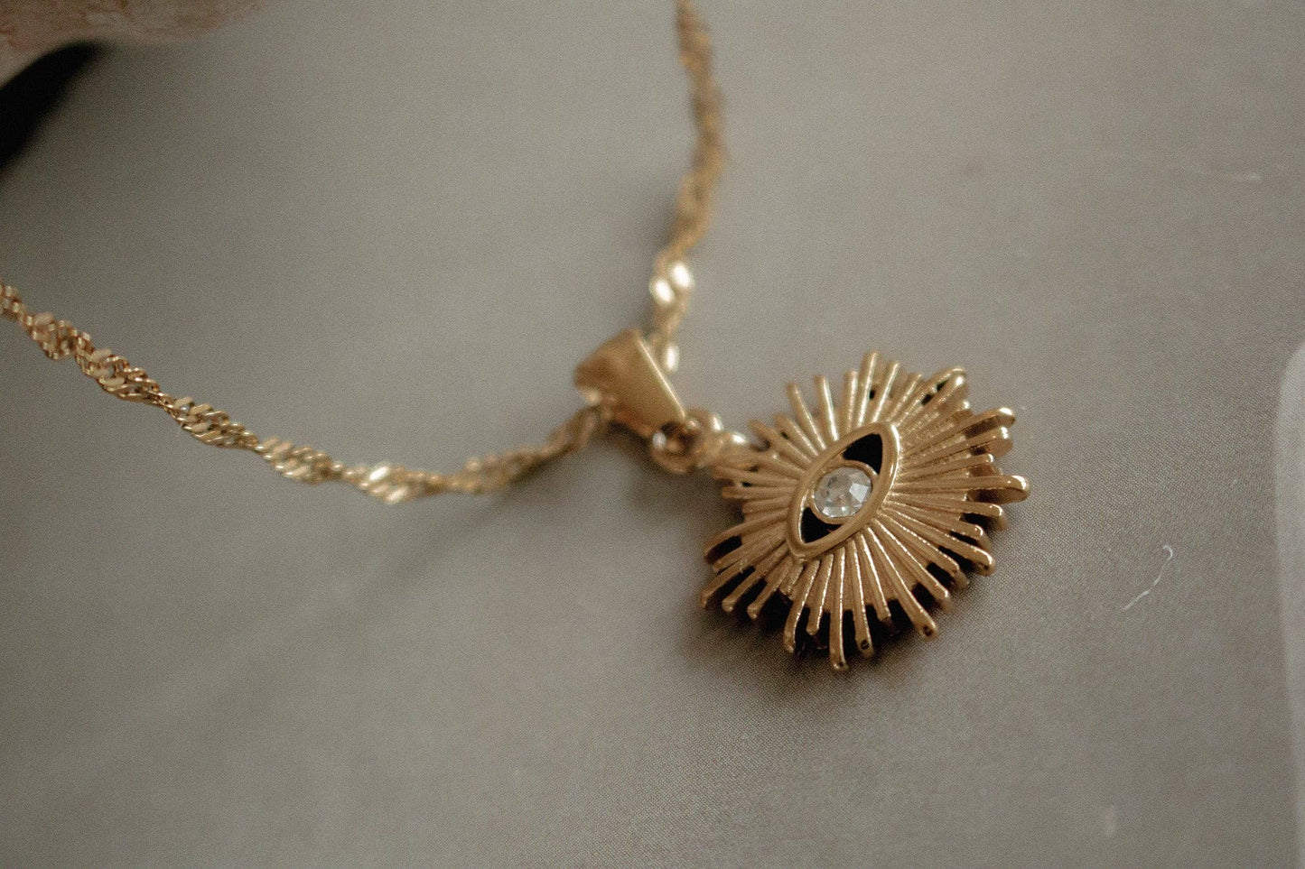 Liora necklace