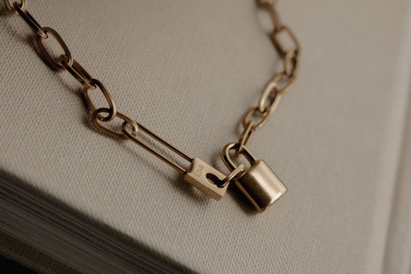 Claribel necklace