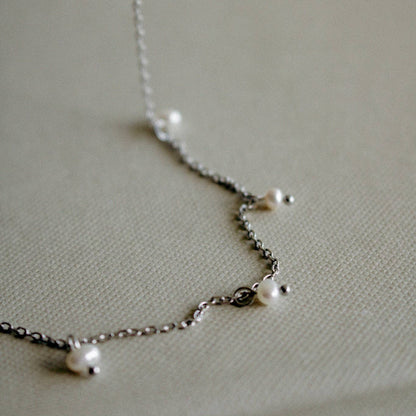 Mabel necklace: Gold