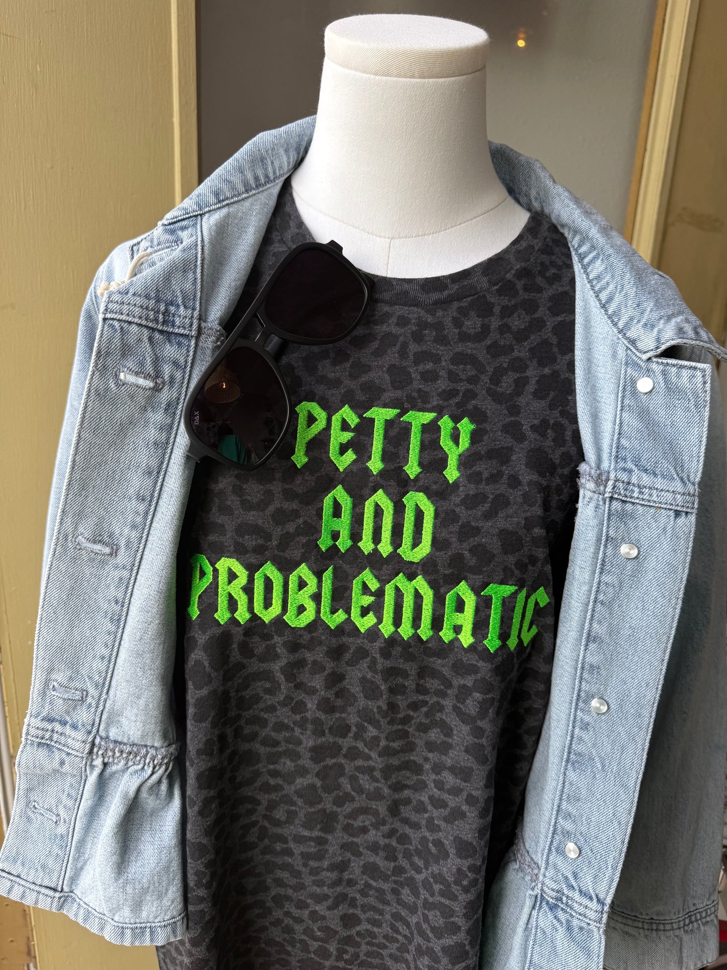 Petty Tee
