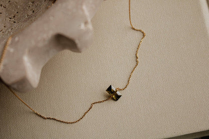 Leona necklace: Green
