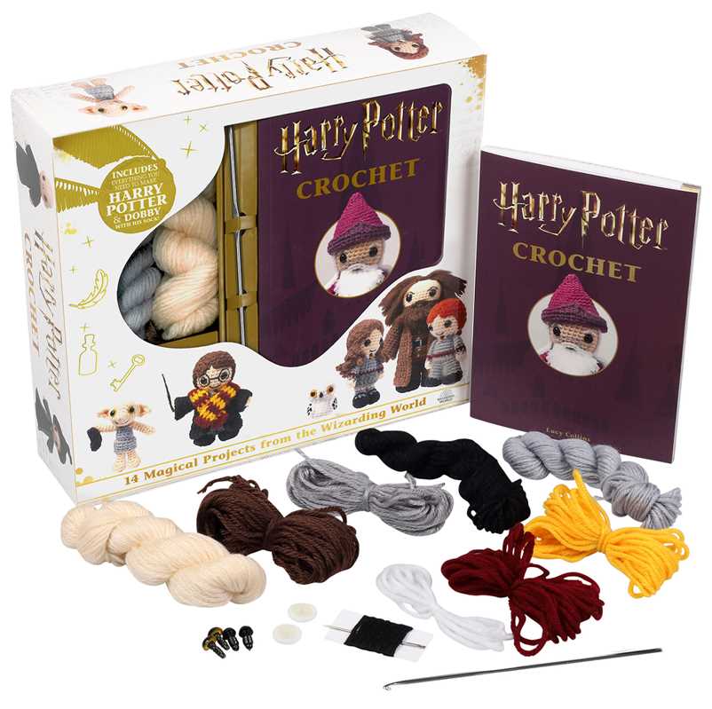 Harry Potter Crochet by Lucy Collin: Kit - Paperback; 76 pages / English