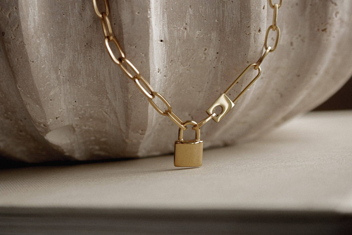 Claribel necklace