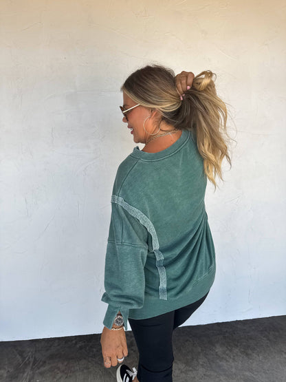 THE COMFY CUT SWEATSHIRT: WINE
