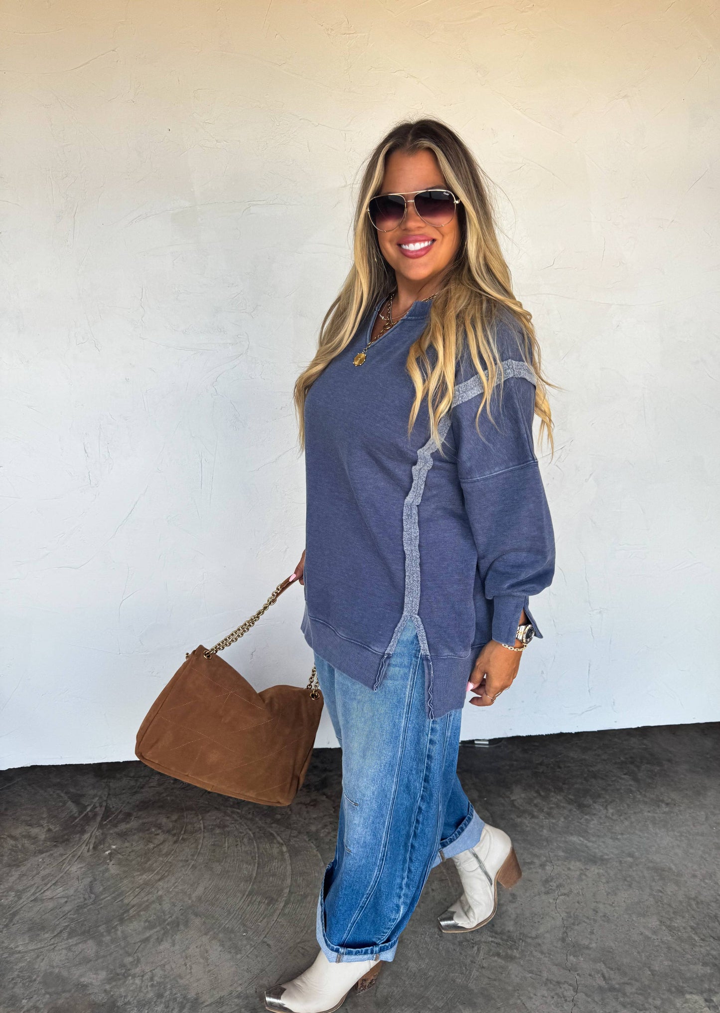 THE COMFY CUT SWEATSHIRT: WINE